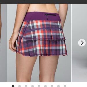 Lululemon sz 8 Wheezy Check Heathered Berry Yum Yum Pace Setter tennis skirt
